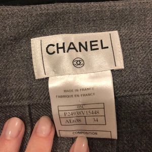 Chanel  pleated skirt size 25 waist